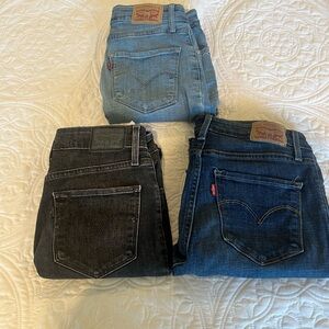 Bundle of 3 Levi’s 721 High Rise Skinny leg jeans size 27